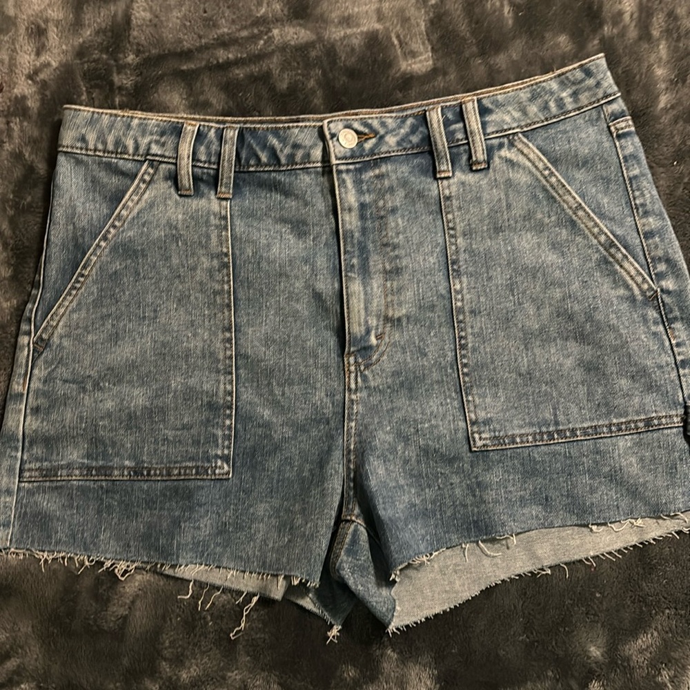 Wild Fable Jean shorts. Size 16. Denim. NEVER WORN